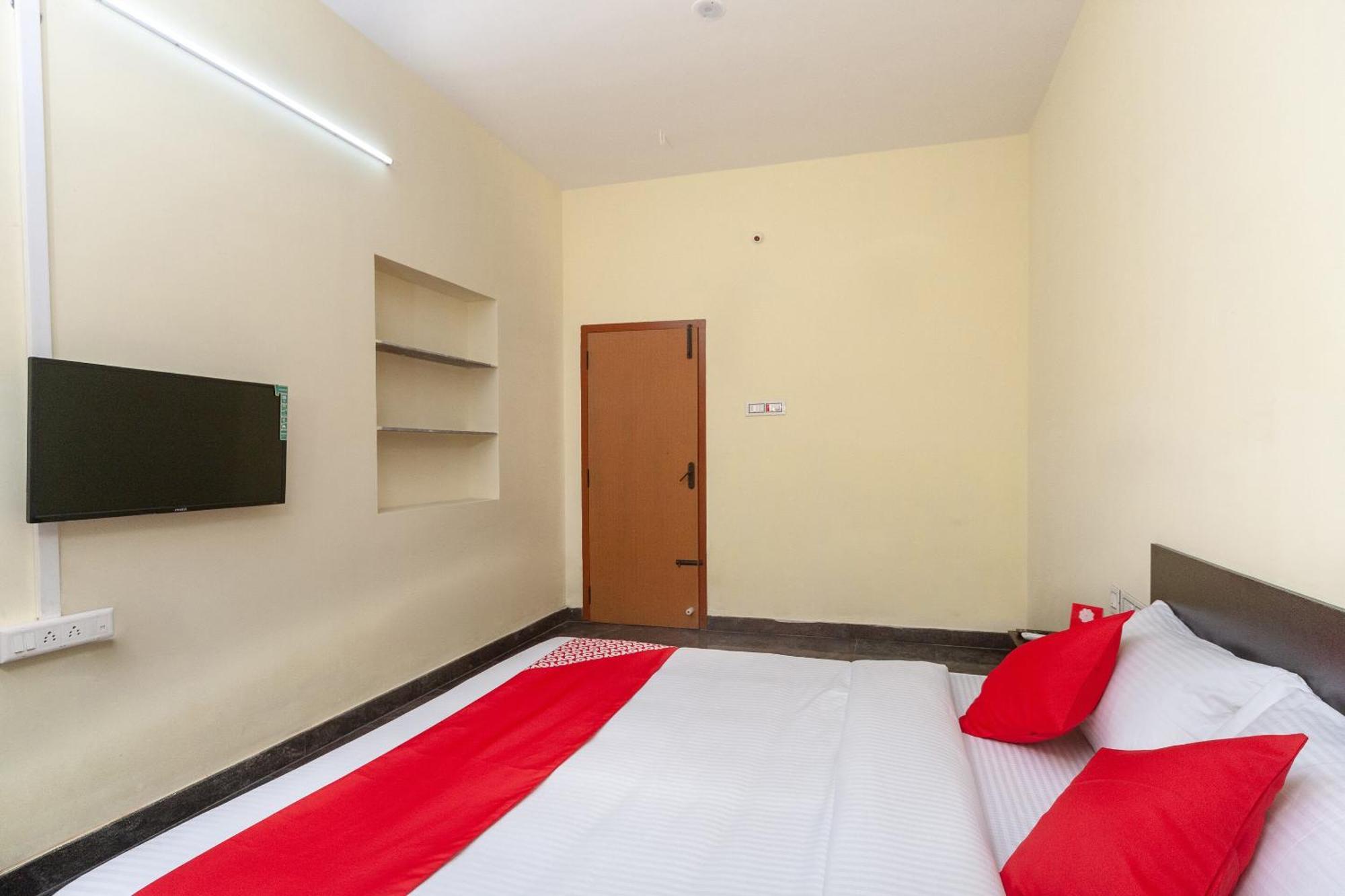 Hotel O Passion Paradise Singānallūr Exteriér fotografie